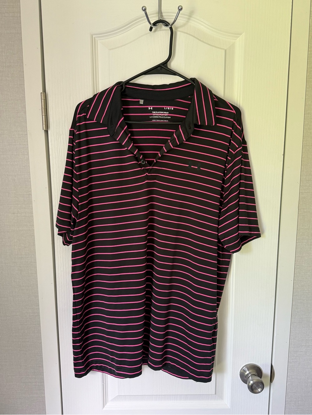 Under Armour The Playoff Polo Men's L Black/Pink Striped Short Sleeve Loose Fit